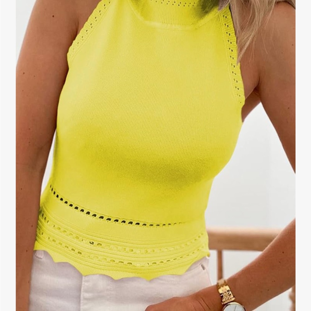 Sleeveless Scallop-Hem Knit Tank Top - Yellow